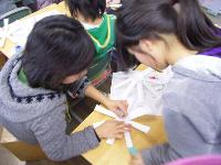 親子で協力して制作