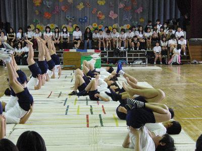 マット（肩倒立）