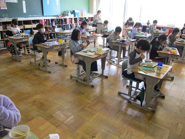 給食