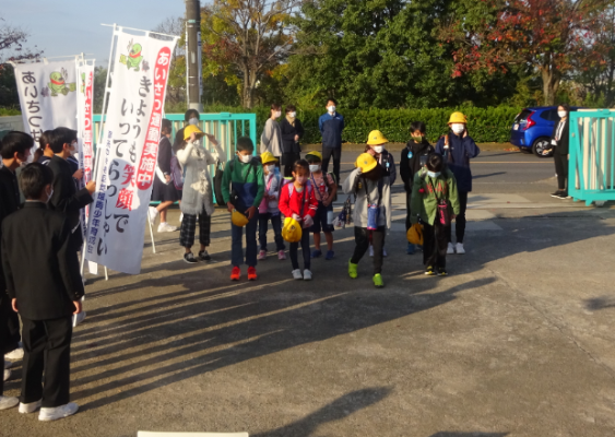 あいさつ運動(小中合同)の画像