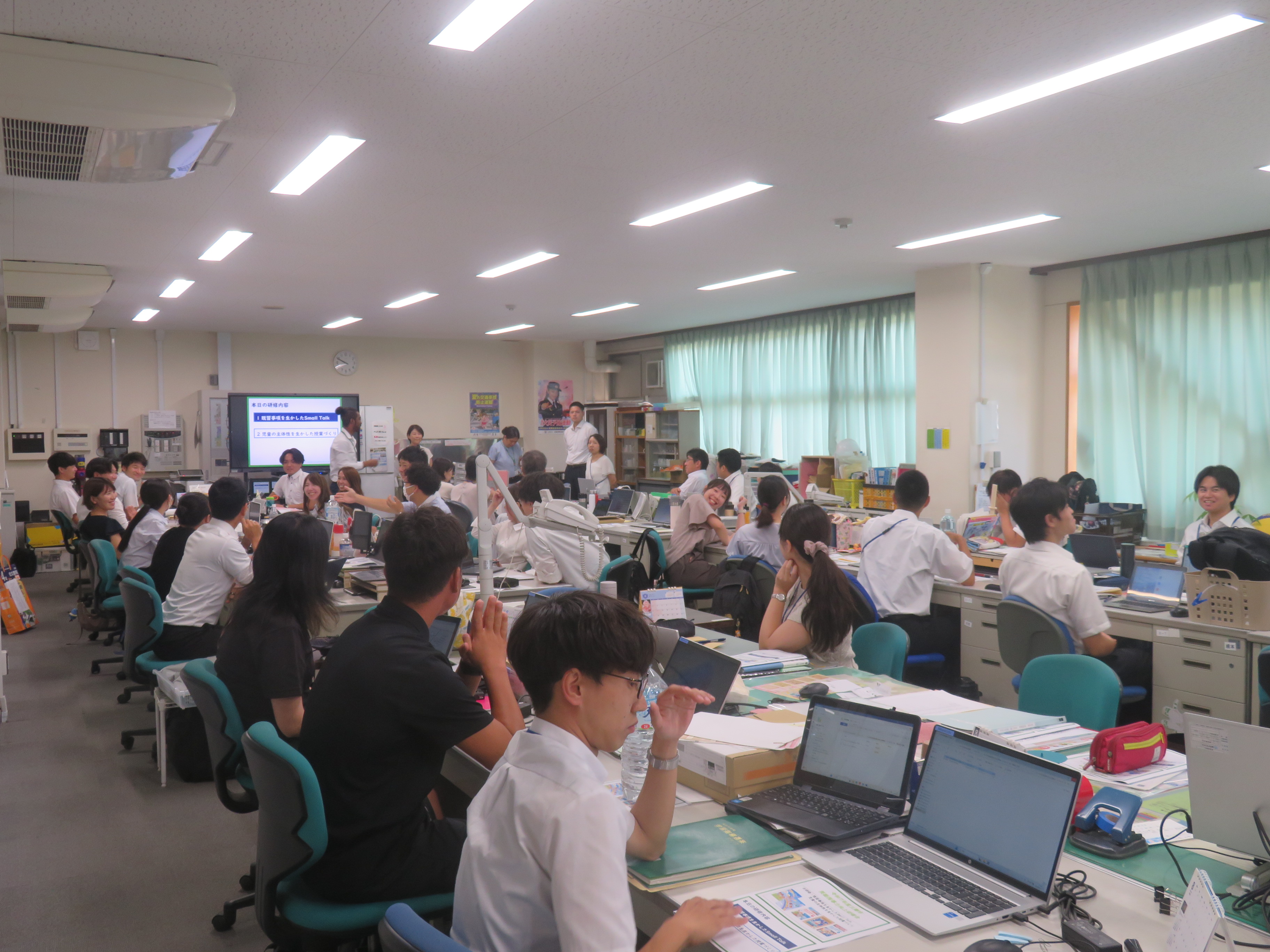 校内研修の様子(1)