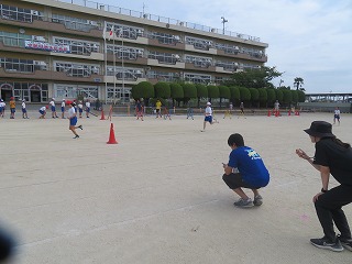 陸上練習の様子（6年生）