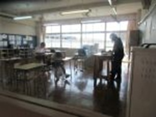 特支